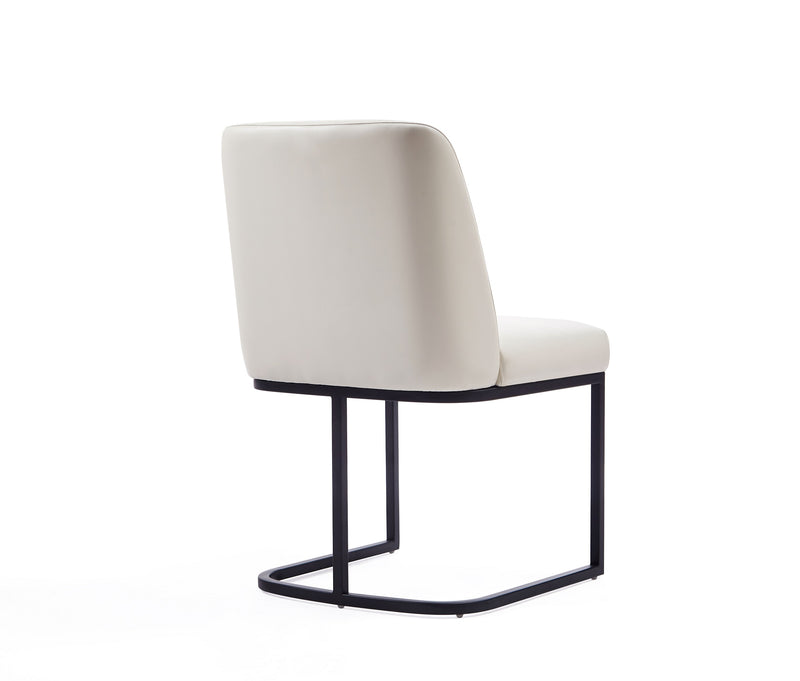 Chaise de salle à manger Serena de Manhattan Comfort en similicuir - crème
