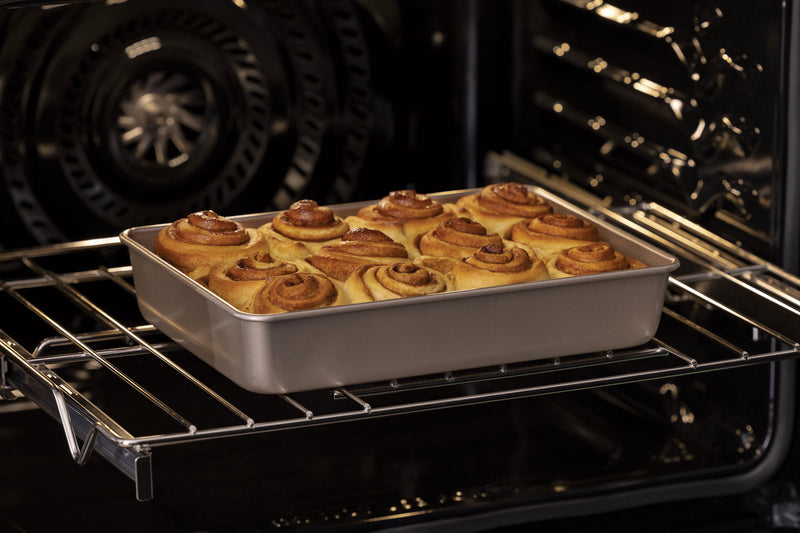 Cuisinière électrique Frigidaire Gallery de 5,3 pi3 avec pizza cuite sur pierre - acier inoxydable Smudge-ProofMD - GCREC070BF