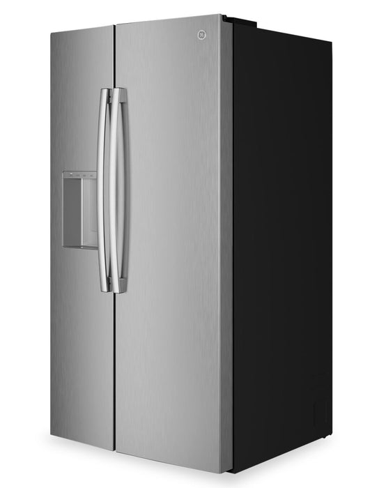 Réfrigérateur GE de 28 pi3 et de 36 po à compartiments juxtaposés avec distributeur d’eau et de glaçons - acier inoxydable - GSS28NYYFS