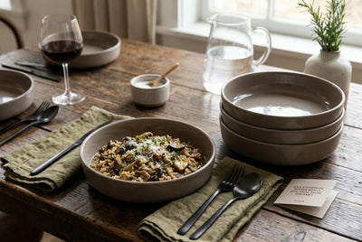 Gaia Stoneware Dinner Bowls, Set of 4, 22cm (8.6-inch)  | Ensemble de 4 bols de gourmet Gaia, Bols a pates et a salade en gres de 22 cm (8,6 po)