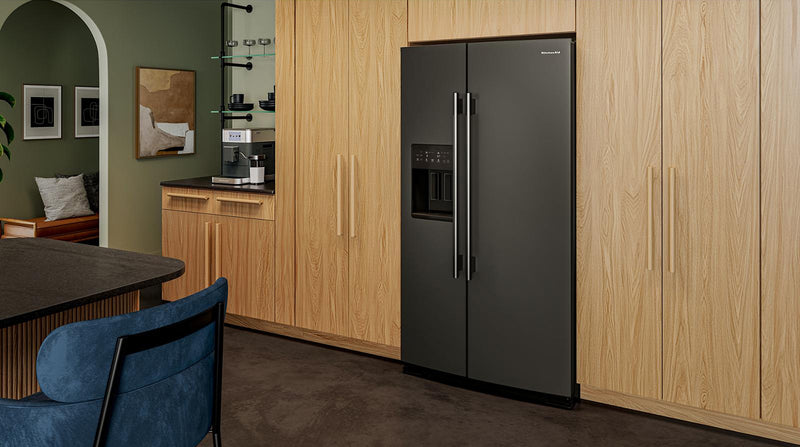 Réfrigérateur KitchenAid de 21 pi3 et de 36 po de profondeur comptoir  - minerai noir - KRSC536RBE