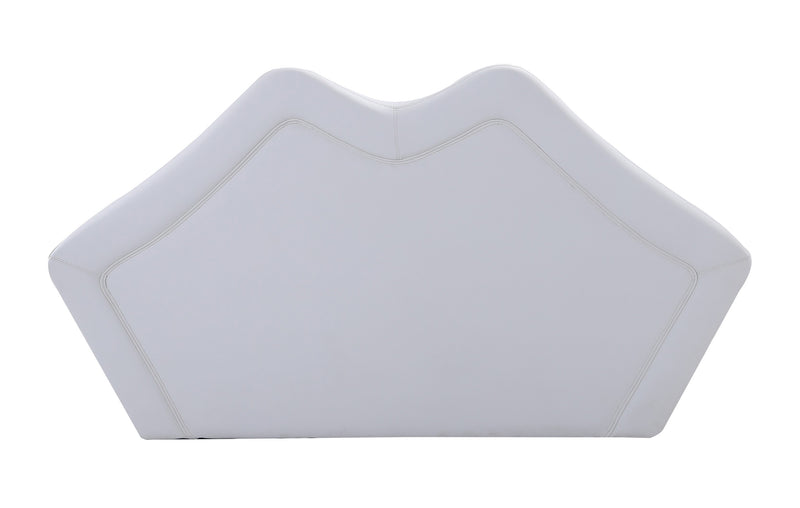 Causeuse Kiss de Manhattan Comfort de 61,8 po en similicuir - blanche