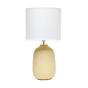 Lampe de table traditionnelle de Simple Designs de 20,4 po en céramique avec texture de mailles retournées et abat-jour cylindrique en tissu blanc - jaune