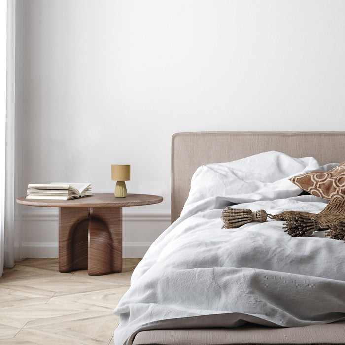 Mini lampe de table pastel, texturée, traditionnelle et moderne de Simple Designs de 11,02 po en céramique avec abat-jour en tissu assorti - tan