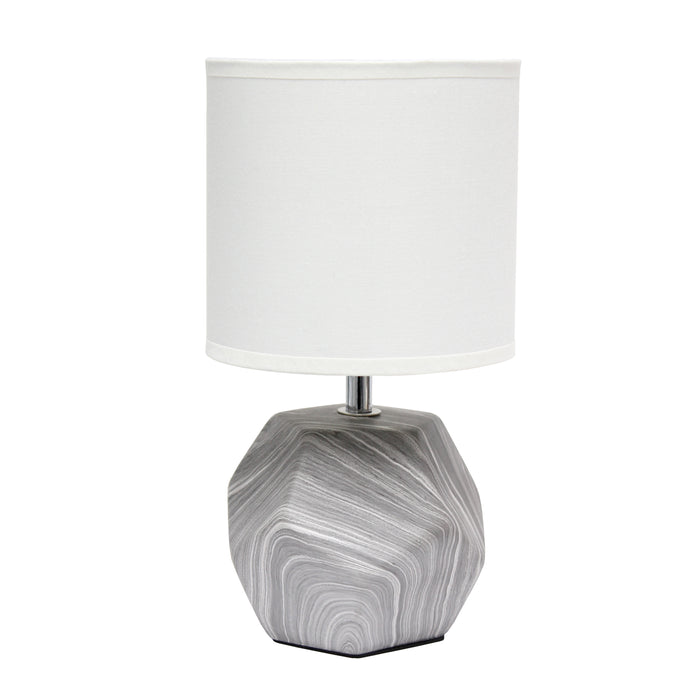 Mini lampe de table en forme de prisme arrondi de Simple Designs avec abat-jour en tissu blanc - marbre