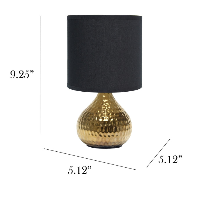 Mini lampe de table de Simple Designs en forme de goutte dorée martelée - noire