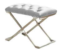 Pouf Imperial capitonné beige avec base argentée