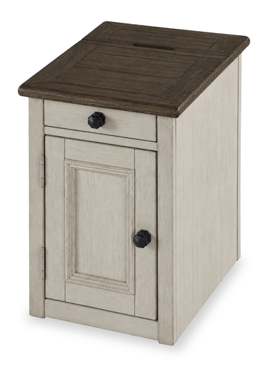 Baxter 14” Country-Style Chairside Table with Storage – Mocha | Table de fauteuil Baxter de 14 po de style champêtre avec rangement - moka