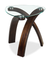 Table de bout contemporaine Baynes de 23 po avec dessus en verre et pattes en bois - noisette