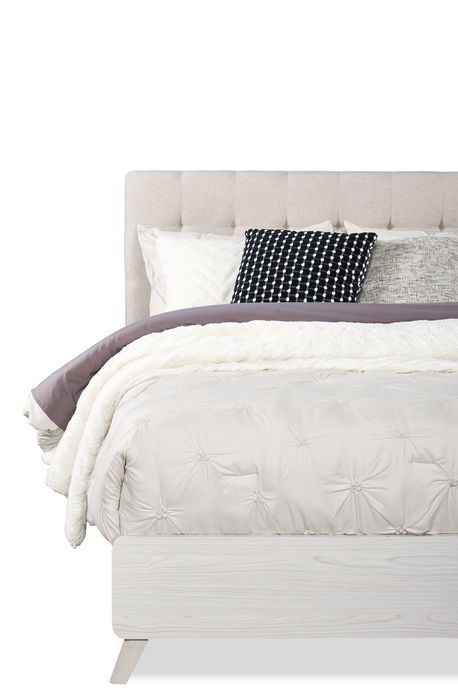 Lit à panneaux Cami en chêne gris avec tête de lit en tissu et cadre de lit - format grand lit