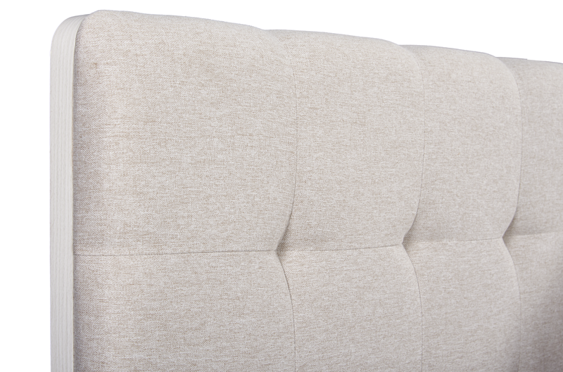 Lit à panneaux Cami en chêne gris avec tête de lit en tissu et cadre de lit - format grand lit