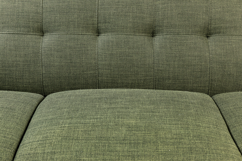 Sofa sectionnel Freeman de Kort & Co. 2 pièces po en tissu d’apparence lin avec pattes en bois - vert avocat