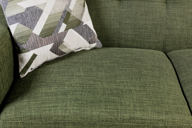 Sofa sectionnel Freeman de Kort & Co. 2 pièces po en tissu d’apparence lin avec pattes en bois - vert avocat