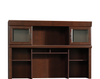 Heritage 59.25" Office Desk with Hutch – Classic Cherry | Bureau Heritage de 59.25 po avec crédence - cerisier classique