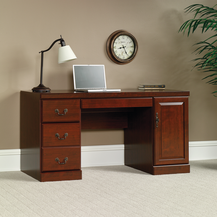 Bureau d’ordinateur Heritage de 59,25 po avec système de gestion des câbles - cerisier classique
