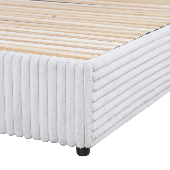 Lit plateforme rembourré Ridge en tissu gris avec rangement - format grand lit