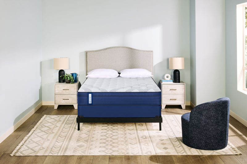 Matelas ferme à Euro-plateau Lambton PosturepedicMD de série 950 de Sealy pour lit double