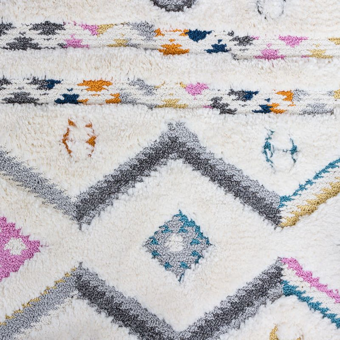 Carpette à poil long Lola à motif de chevron - 2 pi 7 po x 8 pi