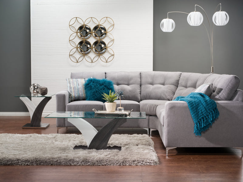 Table de bout moderne Tuxedo de 24 po avec dessus en verre - blanche et grise avec base en métal