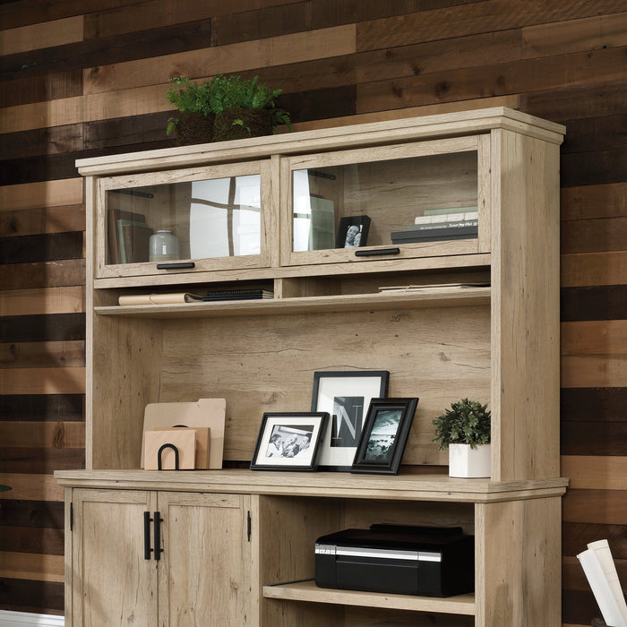 Crédence de bureau Aspen Post de 65,12 po de qualité commerciale avec 2 portes en verre - chêne clair