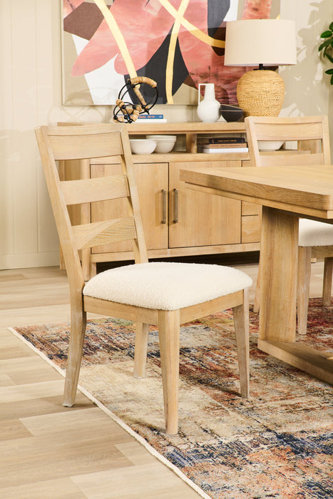 Chaise de salle à manger Aspen avec siège en tissu, dossier à lattes - naturelle