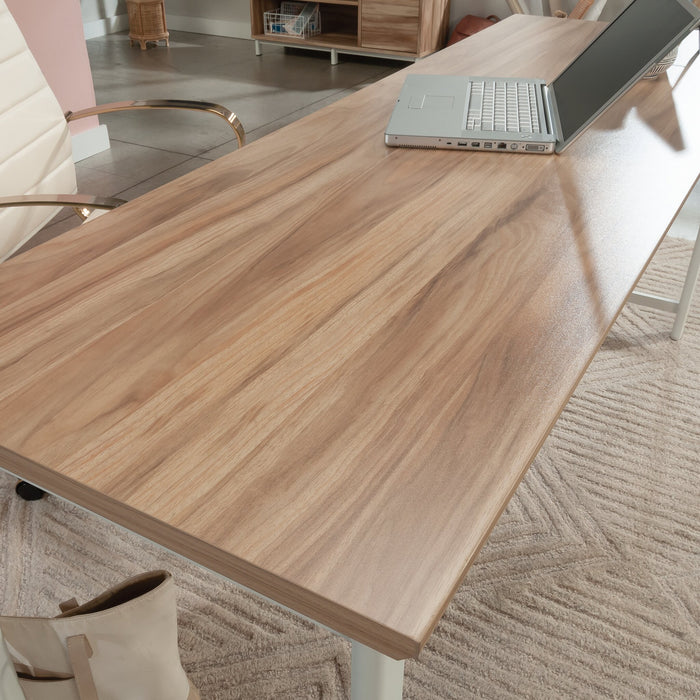 Bureau de type table Bergen Circle de 71,10 po de qualité commerciale - bois naturel