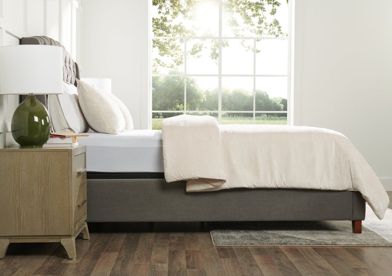 Ensemble d’édredon Bellflower Grove de 3 pièces pour très grand lit - crème