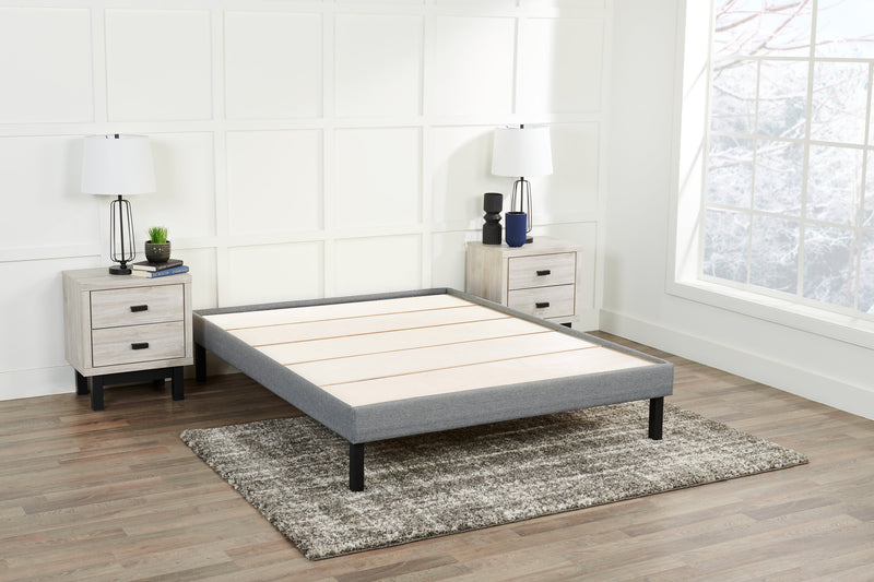 Base plateforme Breeze pour très grand lit - gris moyen