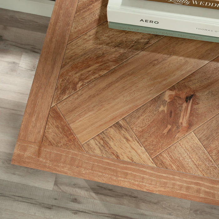 Armoire tout usage Cannery Bridge de 31,72 po de qualité commerciale - brune