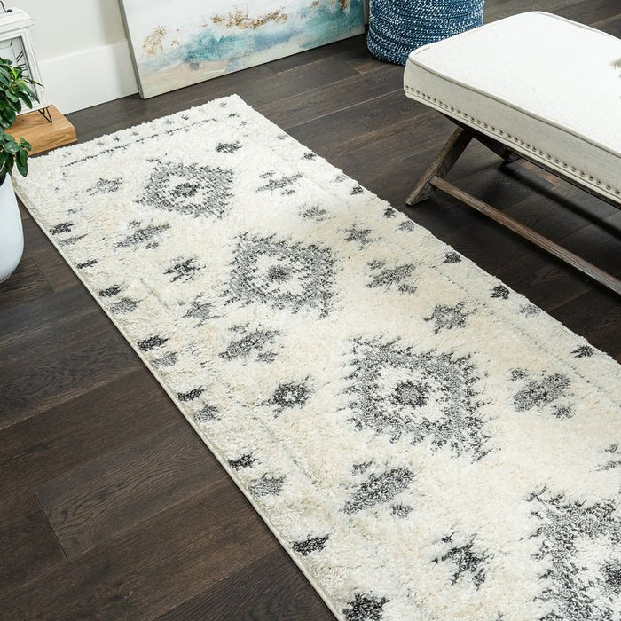 Carpette à poil long Lola grise à motif de diamants - 2 pi 7 po x 8 pi