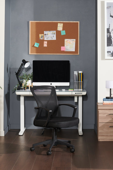 Bureau Metro de 47,24 po à hauteur réglable avec rangement et ports USB - blanc