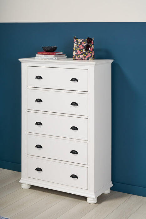 Commode verticale de chambre à coucher Ella de 36 po (L) x 53 po (H) à 5 tiroirs - blanche
