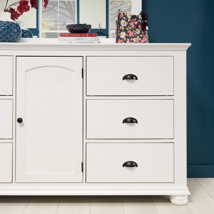 Commode de chambre à coucher Ella de 63 po (L) x 36 po (H) à 6 tiroirs avec armoire - blanche