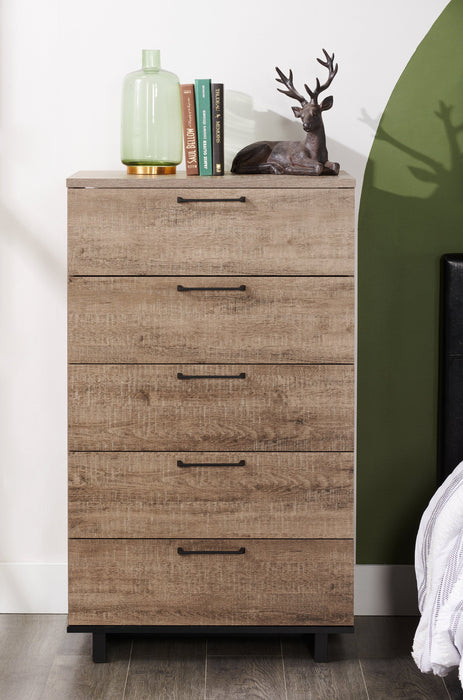 Commode verticale Everley de 29 po (L) x 49 po (H) à 5 tiroirs pour la chambre à coucher - brune