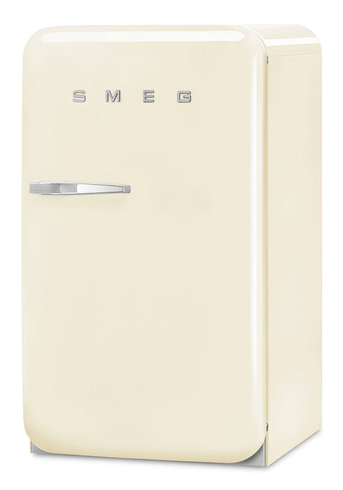 Réfrigérateur compact Smeg rétro de 4,31 pi3 - FAB10URCR3