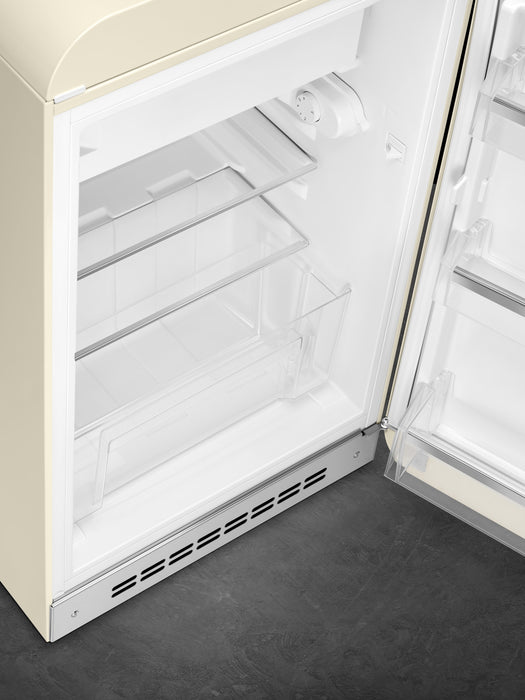 Réfrigérateur compact Smeg rétro de 4,31 pi3 - FAB10URCR3