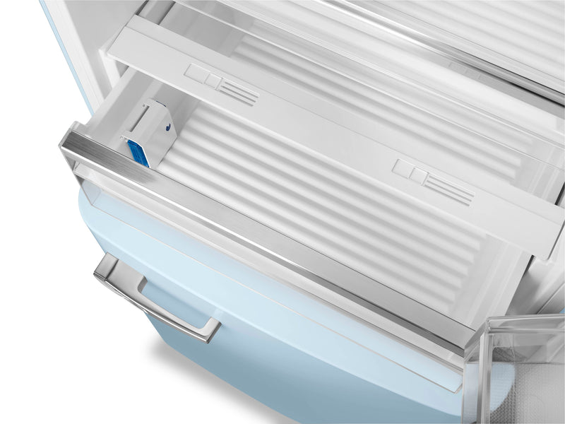 Réfrigérateur Smeg rétro de 18 pi3 à congélateur inférieur - FAB38URPB