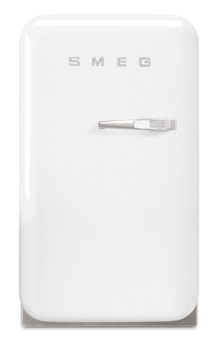 Réfrigérateur compact Smeg rétro de 1,5 pi3 - FAB5ULWH3