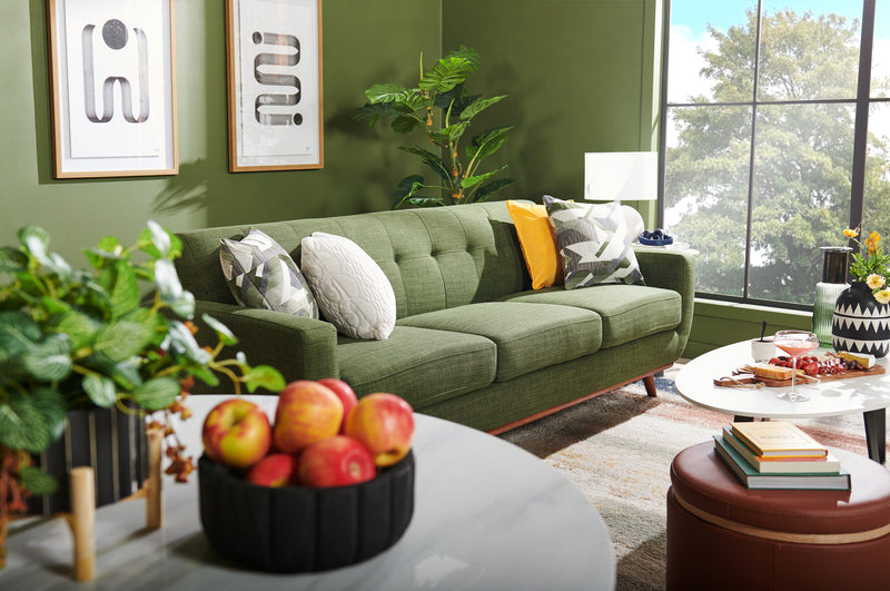 Sofa Freeman Kort & Co. de 88 po en tissu d’apparence lin avec pattes en bois et coussins de dossier capitonnés - vert avocat