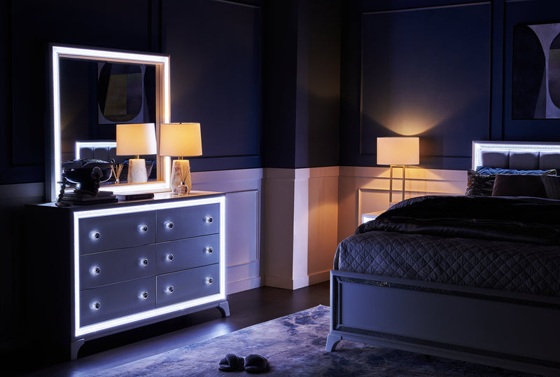 Commode somptueuse Halo de 58 po (l) x 35 po (H) à 6 tiroirs avec éclairage à DEL pour la chambre à coucher - blanche