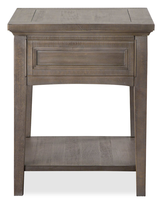 Table de bout traditionnelle Hanson de 20 po en pin - gris tourterelle