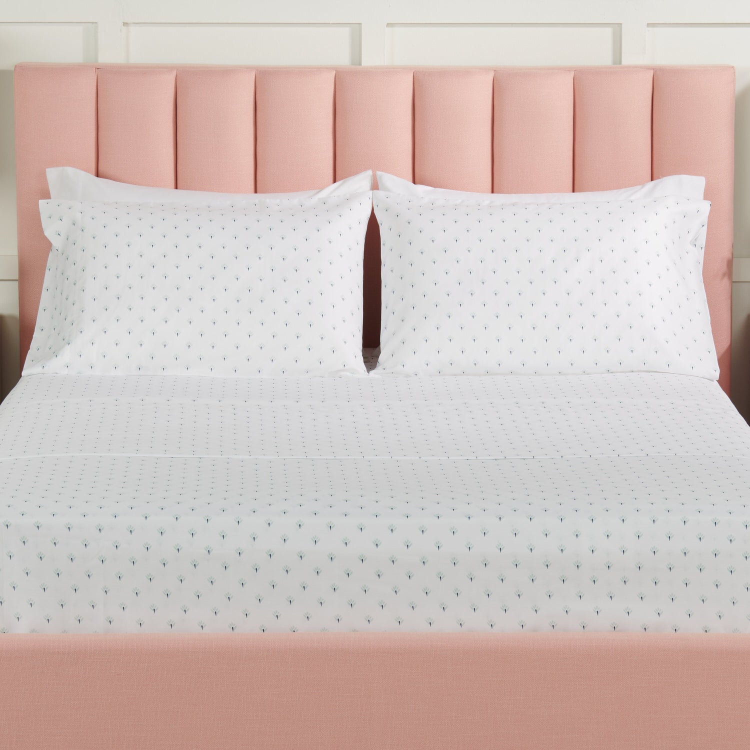 Drap plat coton percale 500 fils détail arrondi lit 150/160 cm - Home Drap plat coton percale 500 fils détail arrondi lit 150/160 cm - Home