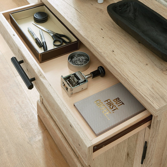 Armoire tout usage Mason Peak de 31,26 po de qualité commerciale - chêne clair