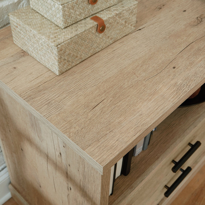 Petit bahut Mason Peak de 47,09 po de qualité commerciale avec tiroir et armoire - chêne clair