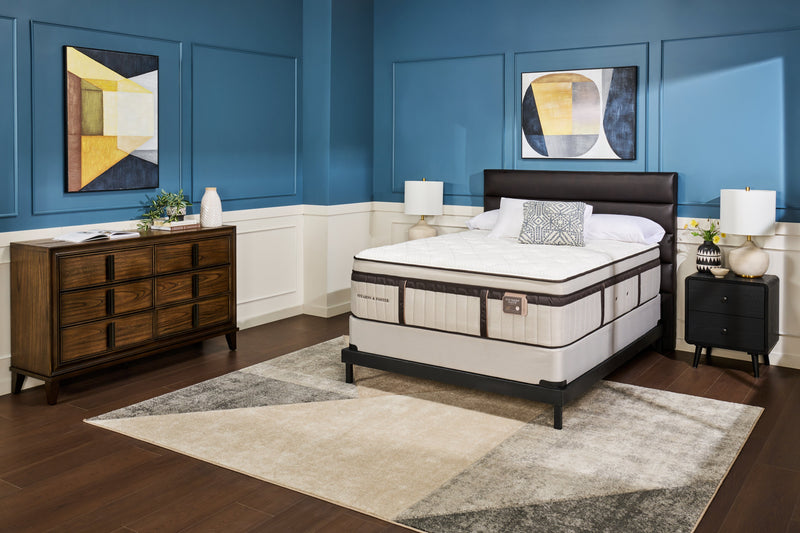 Matelas luxueux à Euro-plateau Middlesbrough de Stearns & Foster pour grand lit