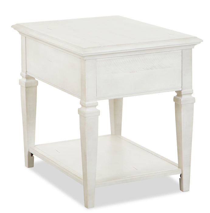 Table de bout traditionnelle Newman de 20 po avec rangement et tablette - pin blanc albâtre