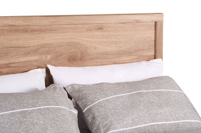 Lit plateforme Oakley fabriqué au Canada avec tête de lit et cadre de rangement, naturel - format grand lit