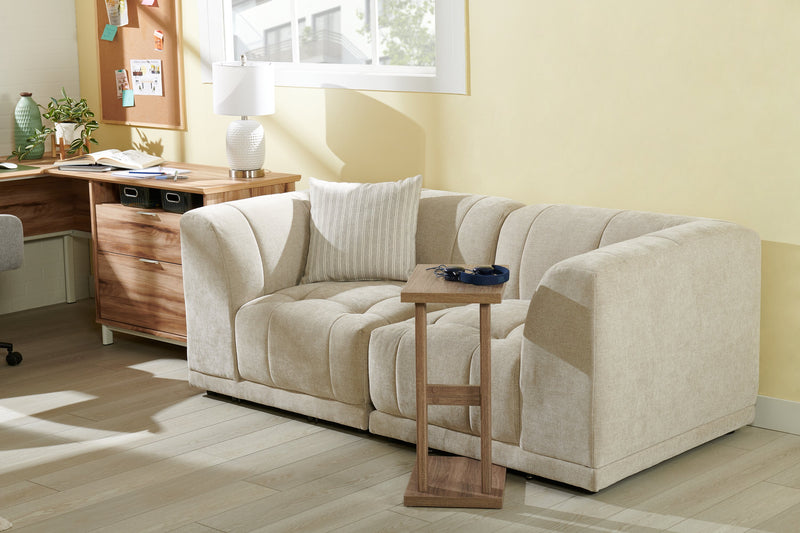 Table de fauteuil Orrie de 11,75 po en forme de C - taupe