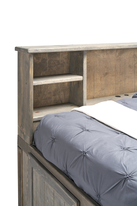 Lit de rangement Piper en pin massif gris bois de grève avec tête de lit bibliothèque pour enfants - format lit double