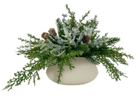  Bouquet de pin et de baies Kort & Co. dans un pot à motif quadrillé